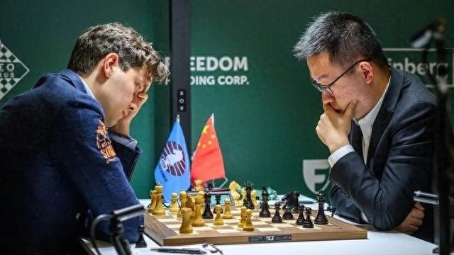 开云官方网站-国际棋联世界冠军候选人赛，中国韦奕取得首胜|埃西彭科|辛达洛夫|朱锦|棋手|卡鲁阿纳_新浪体育_新浪新闻